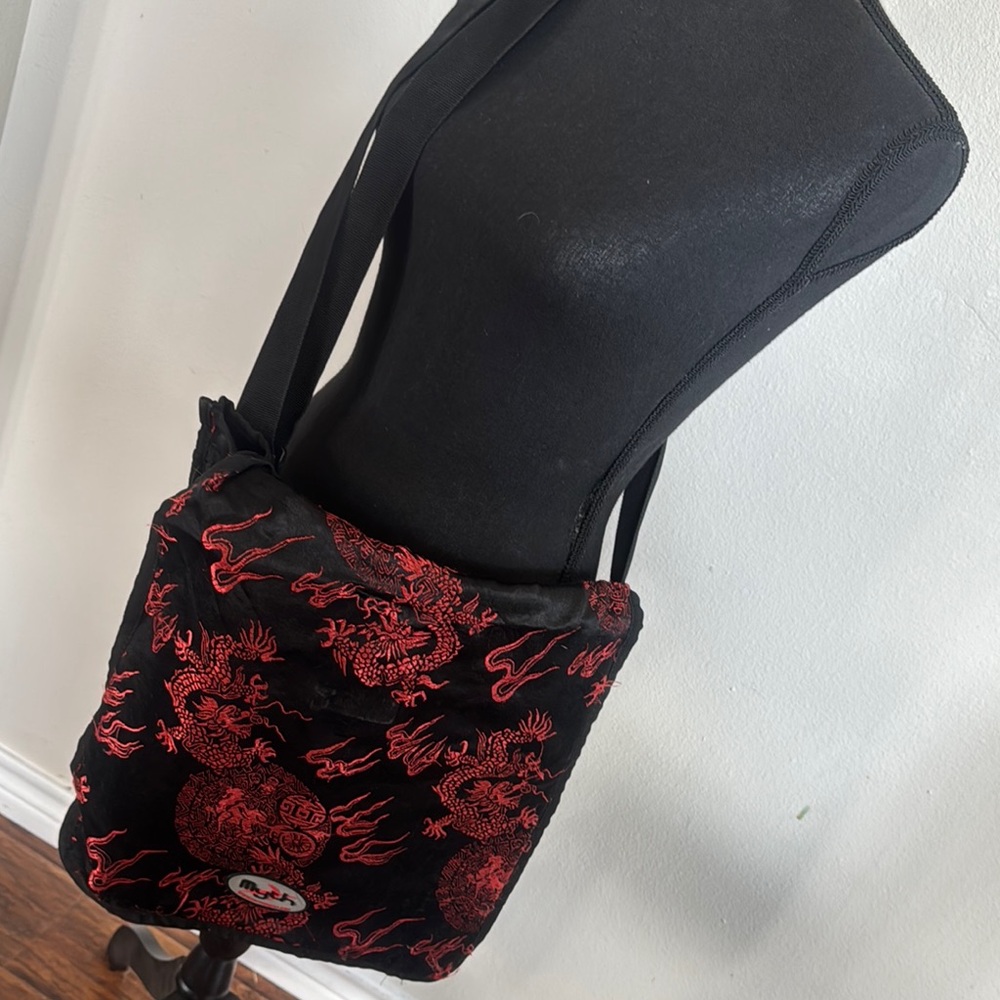 Dragon messenger bag